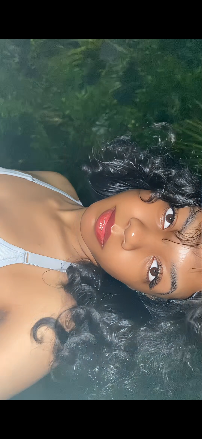 Beauty/fashion and Entertainment